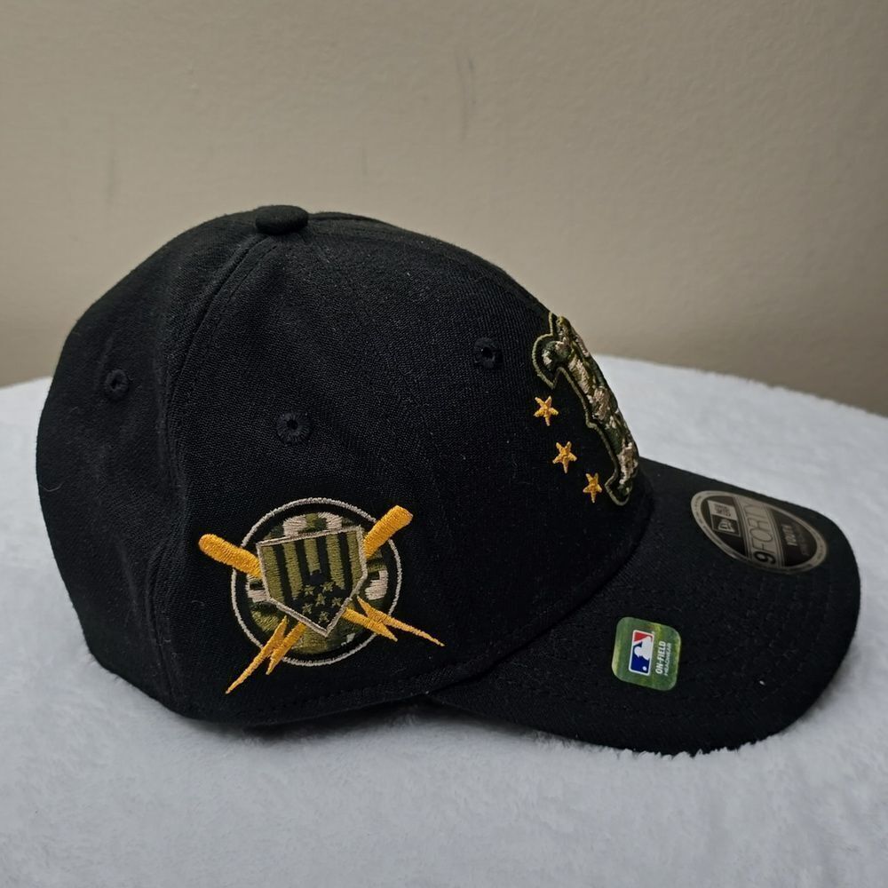 New Era Youth Boston Red Sox Armed Forces Military 9twenty Adjustable Hat - Picture 3 of 7